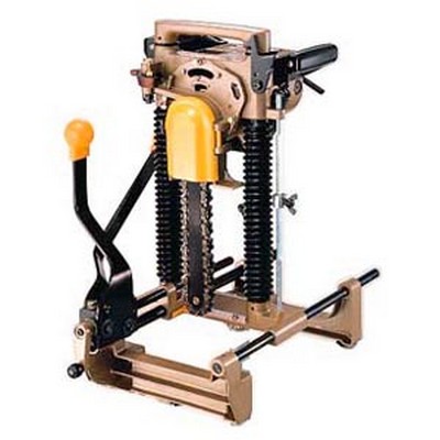 Makita 7104L Láncmaró 1140W