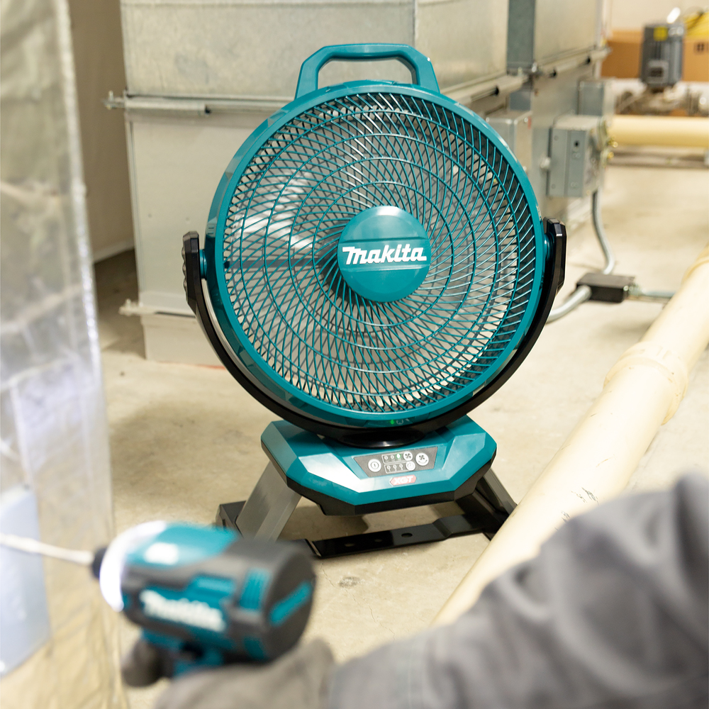 Makita CF002GZ