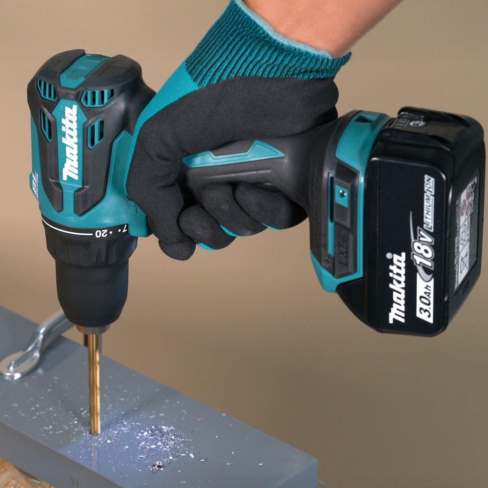 Makita DDF490RFJ