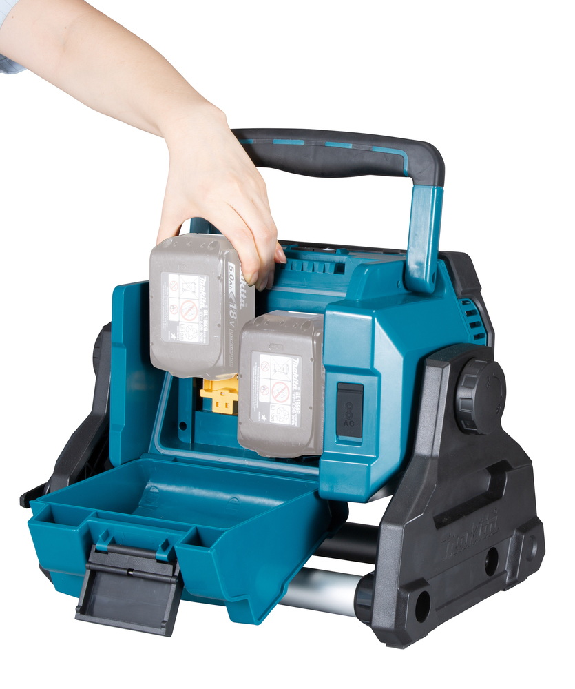 Makita DEADML809