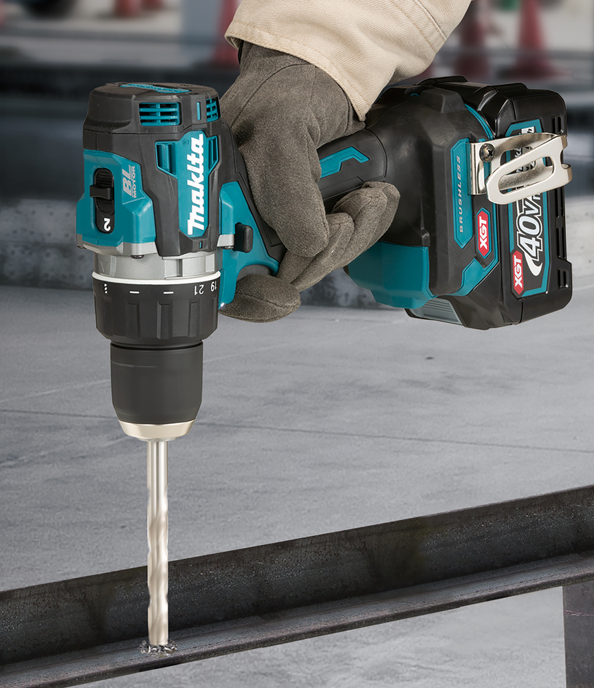 Makita DF002GZ