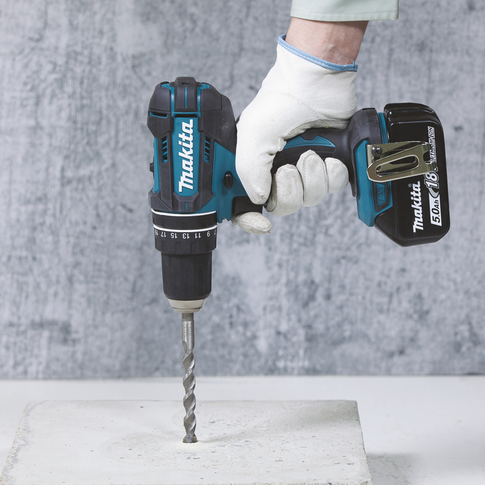 Makita DHP482Z
