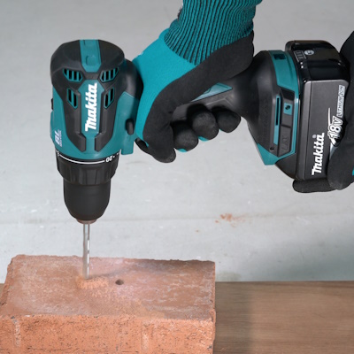 Makita DHP490Z