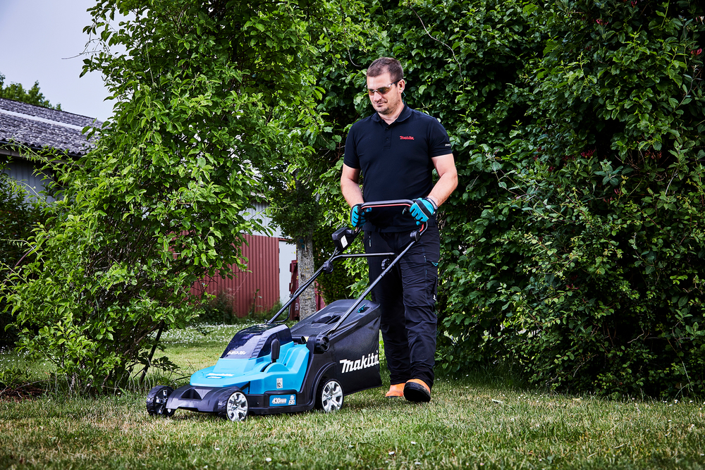 Makita DLM432PT2