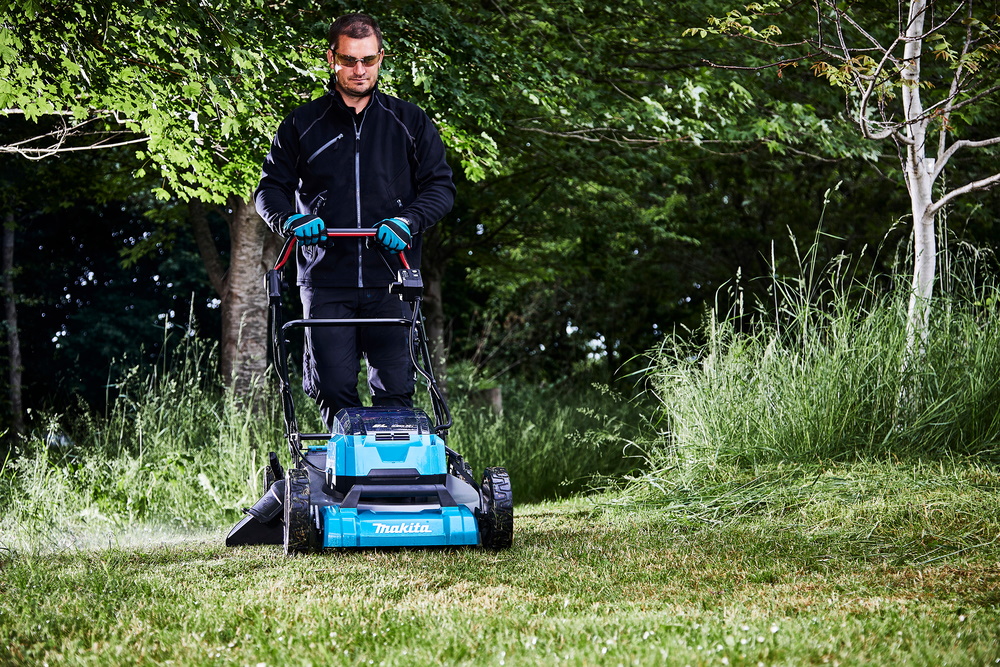 Makita DLM532PG4