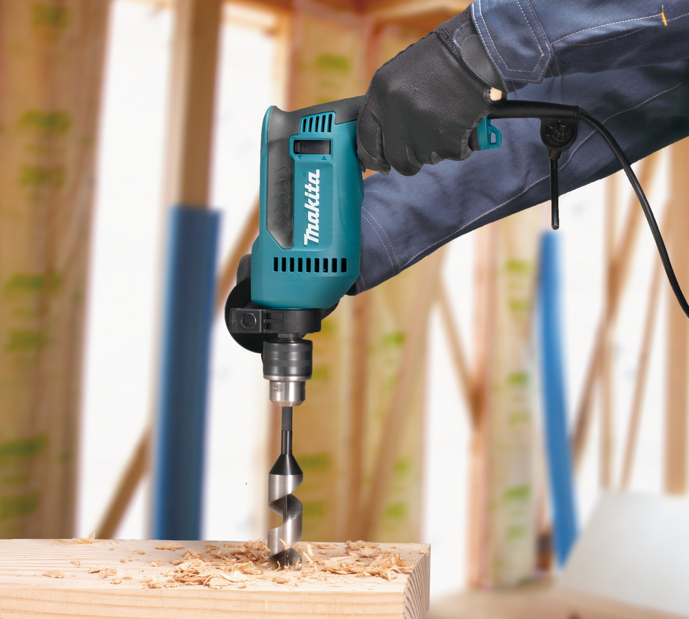 Makita DP4020