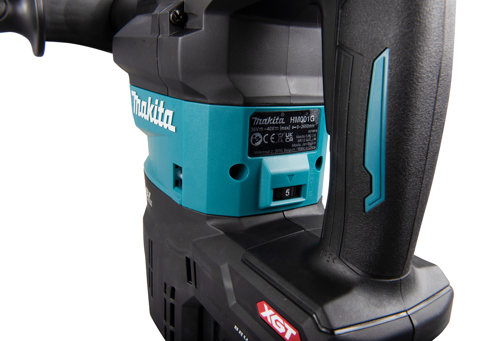 Makita HM001GT201