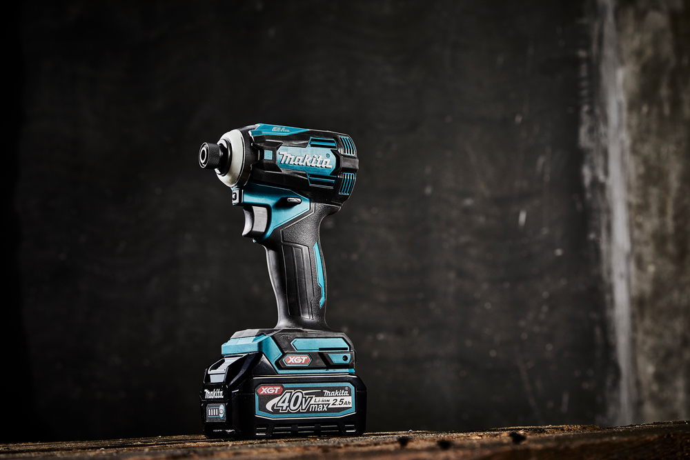 Makita TD001GZ