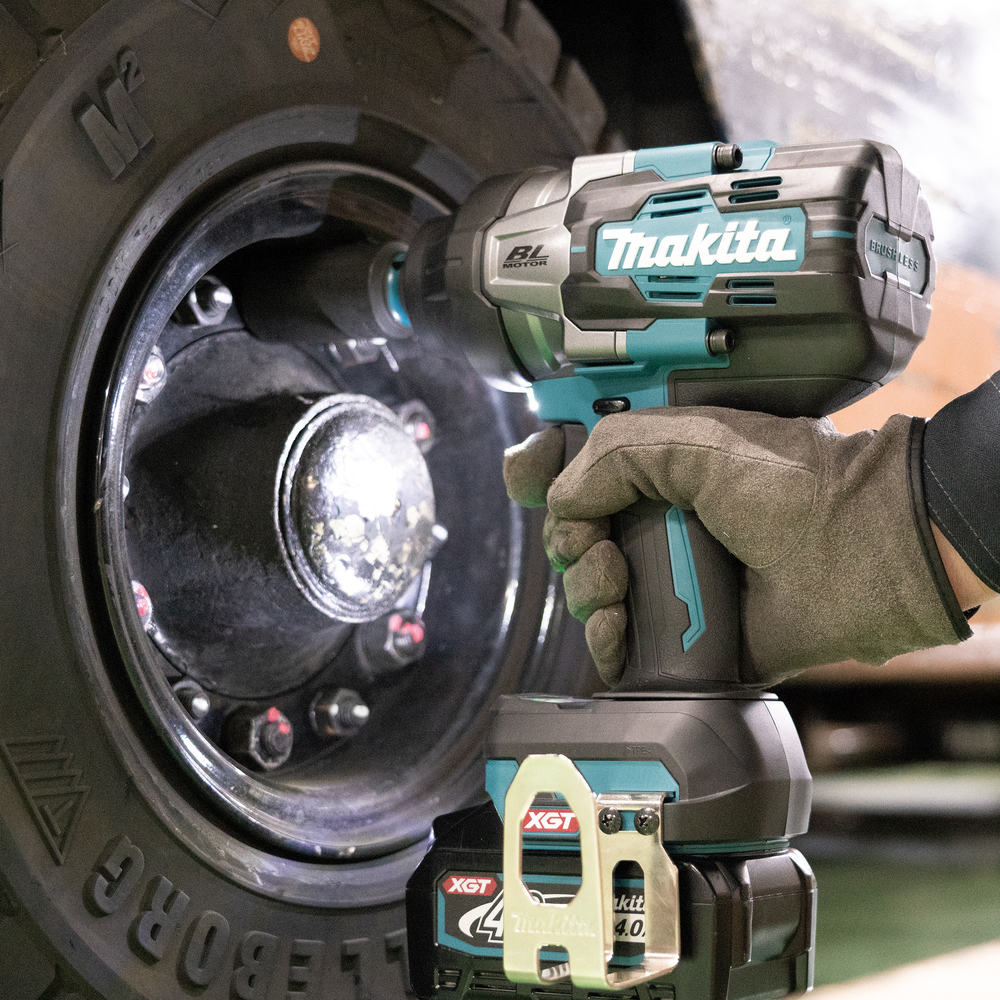Makita TW002GM201