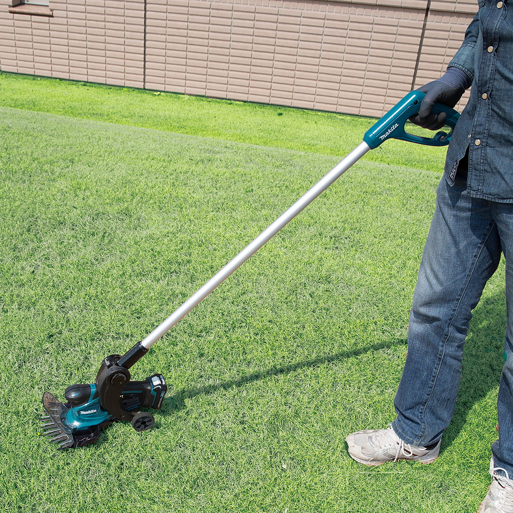 Makita UM600DSAE