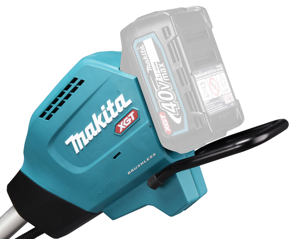 Makita UR002GZ01