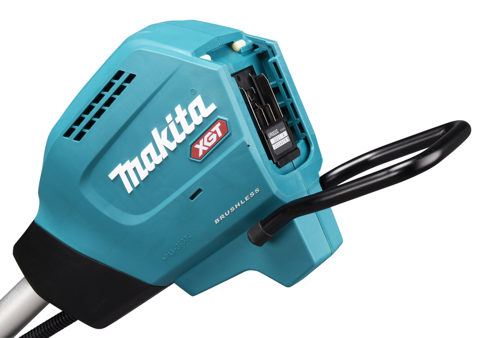 Makita UR002GZ01