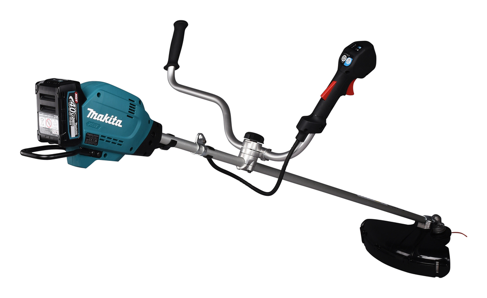 Makita UR006GM101