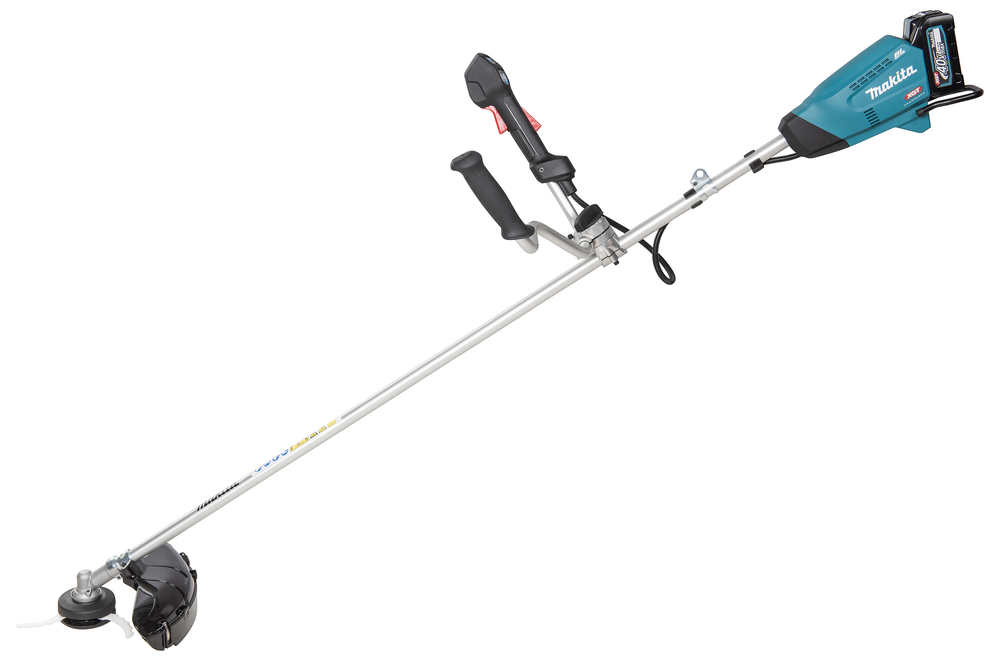 Makita UR016GZ