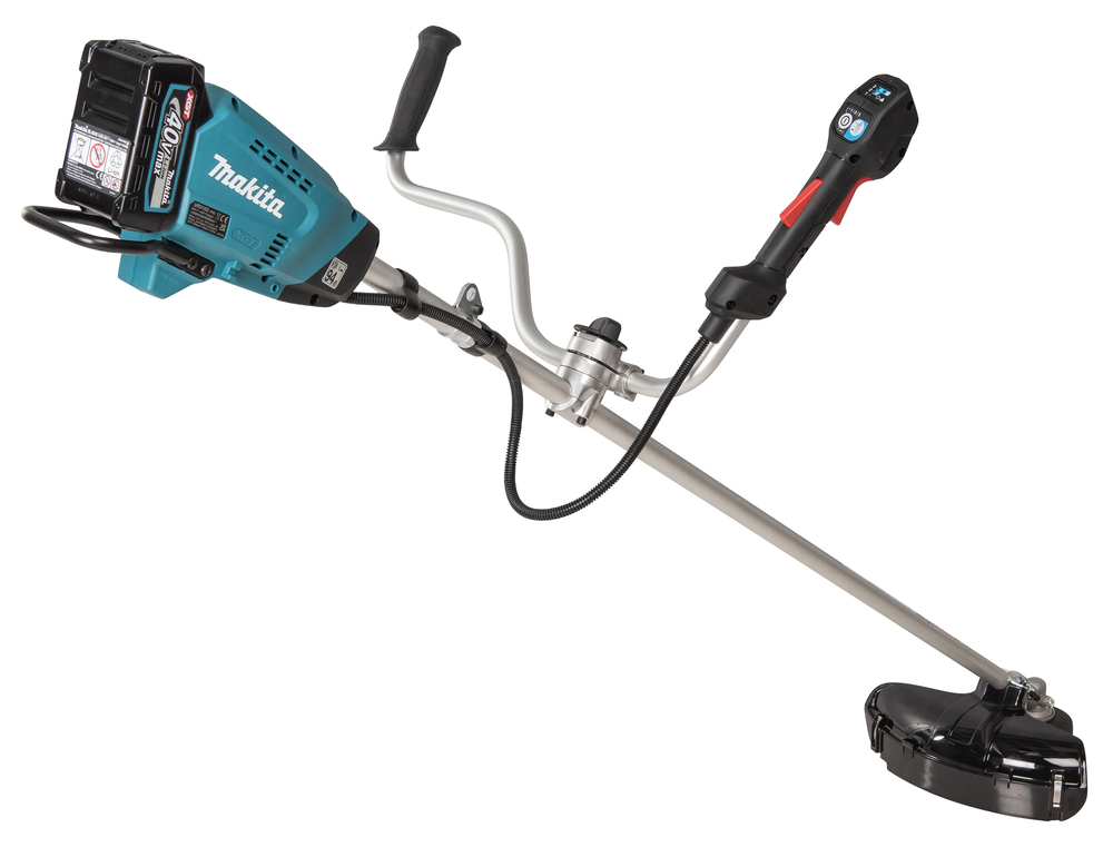 Makita UR016GZ