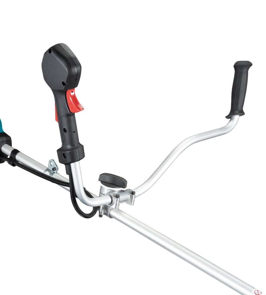 Makita UR016GZ
