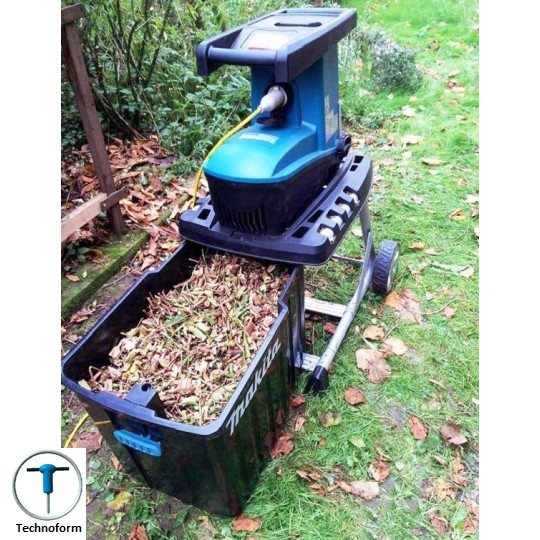 makita UD2500 aprítógép